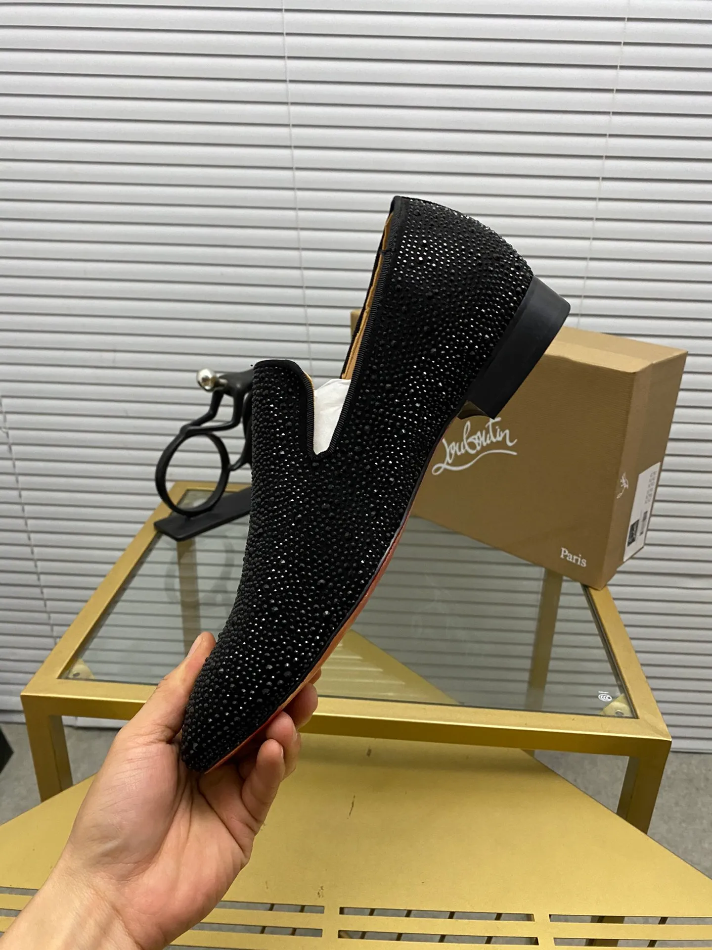 Made to order. Ex-factory price 520. christian louboutin (CL red sole shoes) counter series, casual sneakers for couples 📢 📢 📢 Exclusive hot style release 🎈🎈💪 Movable latex feet 👻 Finished outsole line [Proud] 😝Female 35-40# Male 38#-46, global supply😝 [Top version]: Original imported genuine leather upper, top original leather lining, original molded TPU outsole, original 1:1 detail processing, original shoe last,